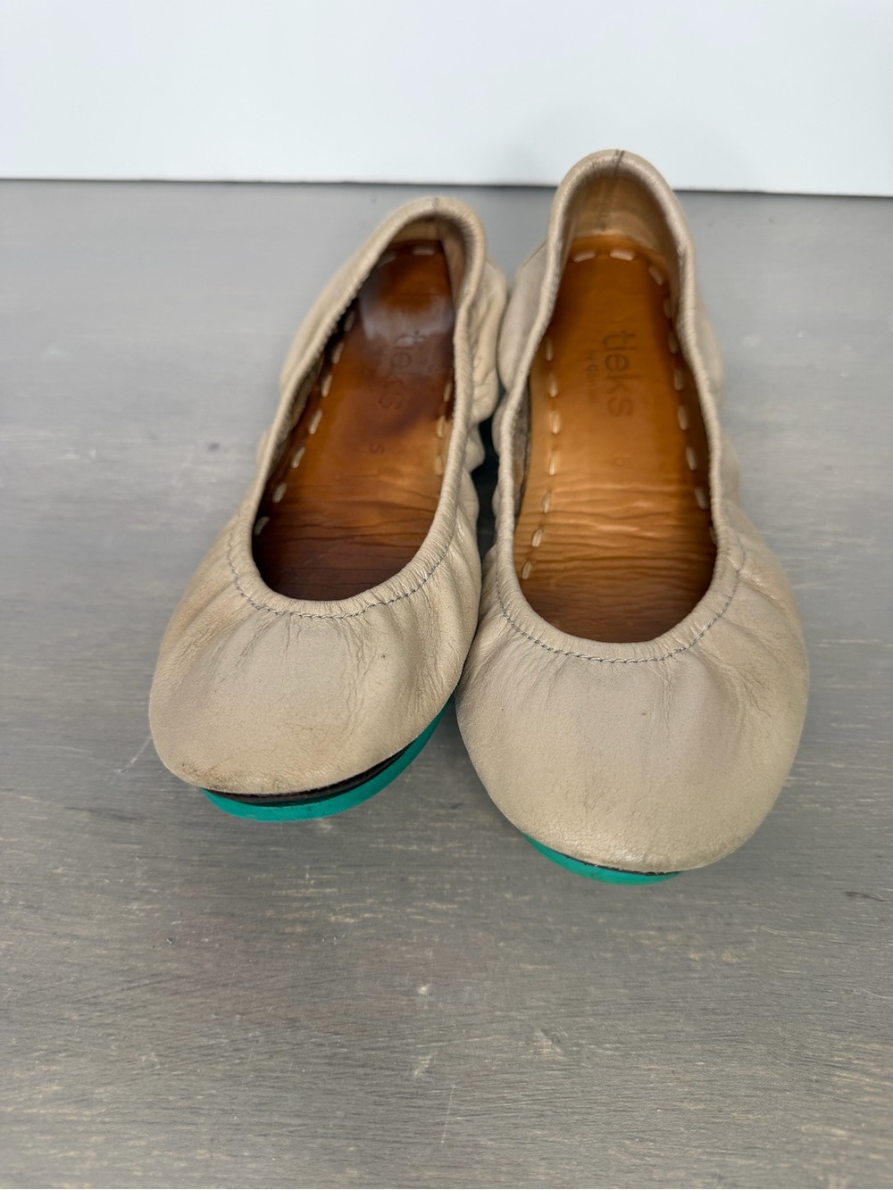 Tieks By Gavrieli Leather Ballet Flats Womens Sz 5 Taupe Beige Neutral - Picture 2 of 7